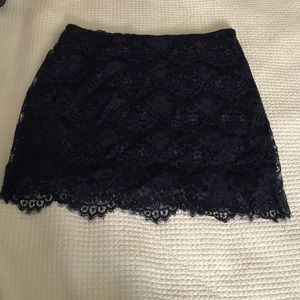 Lace skirt